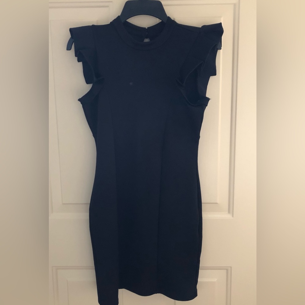 Super cute black dress